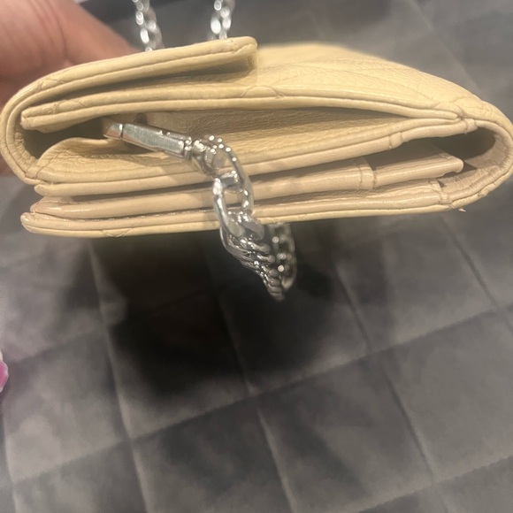 Chanel Matelasse Wallet EUC - Picture 4 of 8